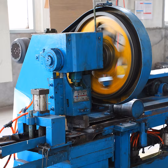 CNC-Stanzformmaschine für Stahlflansche